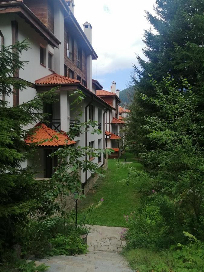 "Моето Любимо Място", Смолянски Езера - "My Favorite Place", Smolyan Lakes Esterno foto
