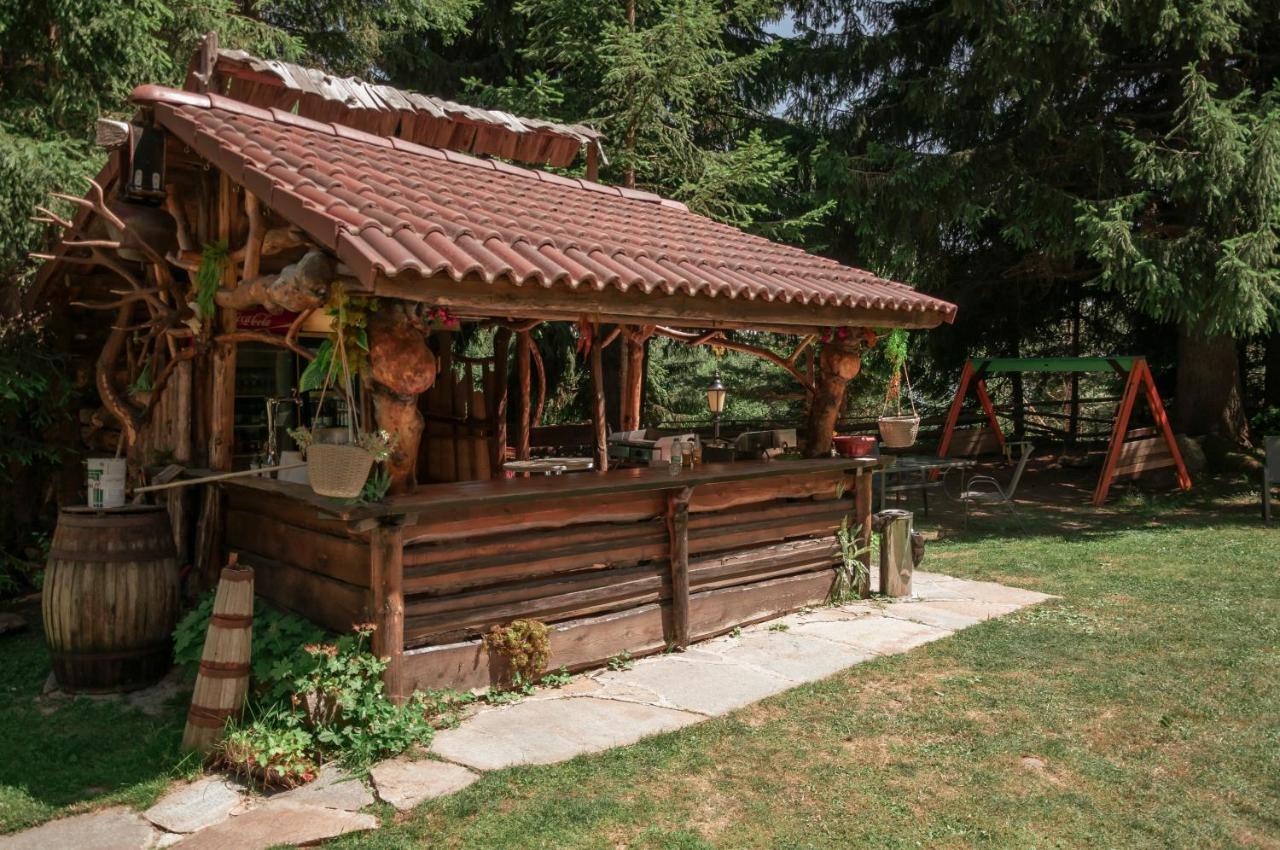 "Моето Любимо Място", Смолянски Езера - "My Favorite Place", Smolyan Lakes Esterno foto