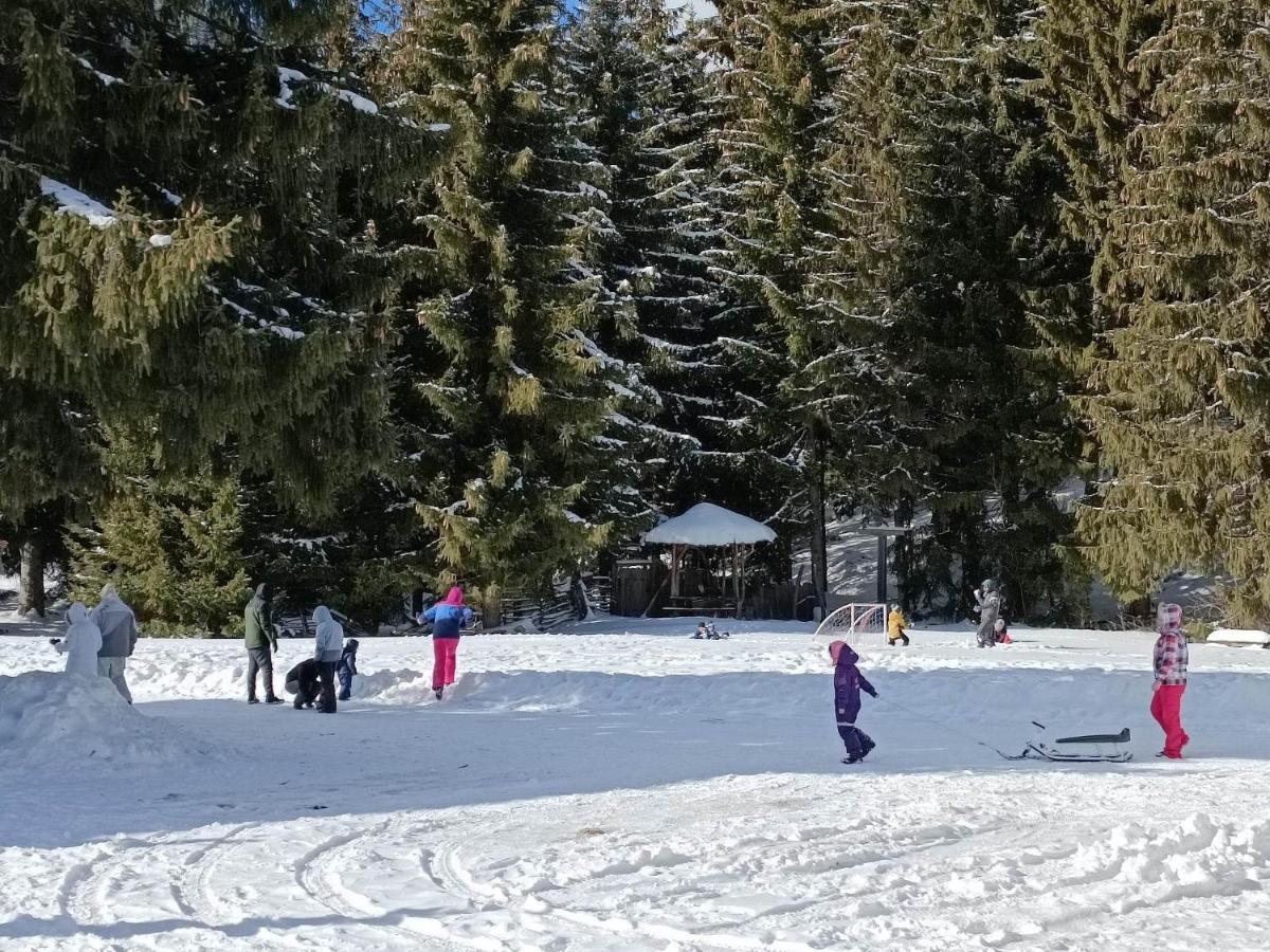 "Моето Любимо Място", Смолянски Езера - "My Favorite Place", Smolyan Lakes Esterno foto